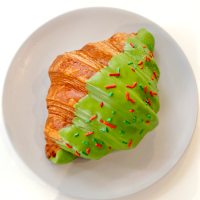 MATCHA SPRINKLE CROISSANT (NEW)