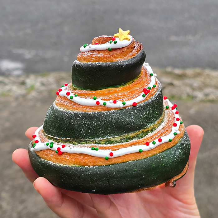 CHRISTMAS TREE (NEW)